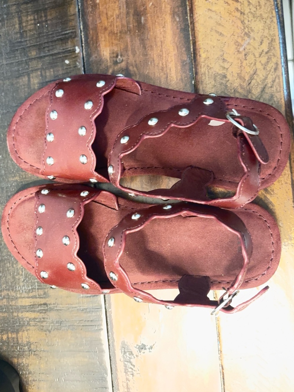 Zara Burgundy Scalloped Studded Kids Sandals